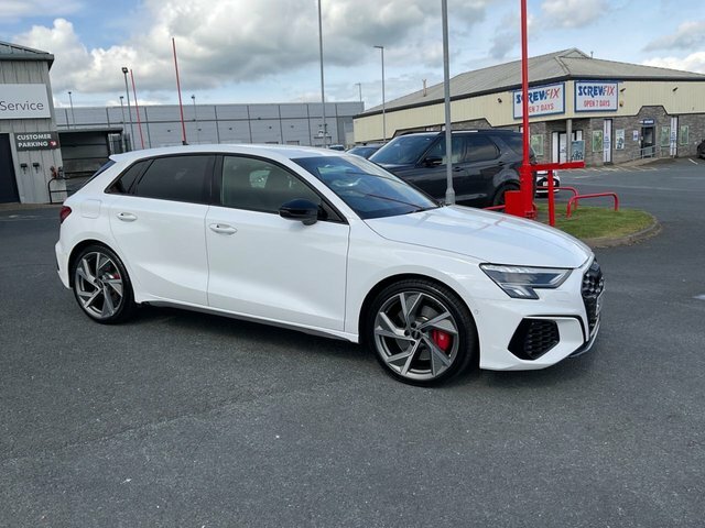 Audi S3 2.0 Tfsi Black Edition Sportback S Tron SV73YFN Black #3