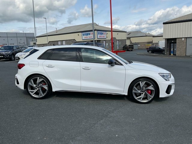 Audi S3 2.0 Tfsi Black Edition Sportback S Tron SV73YFN Black #2