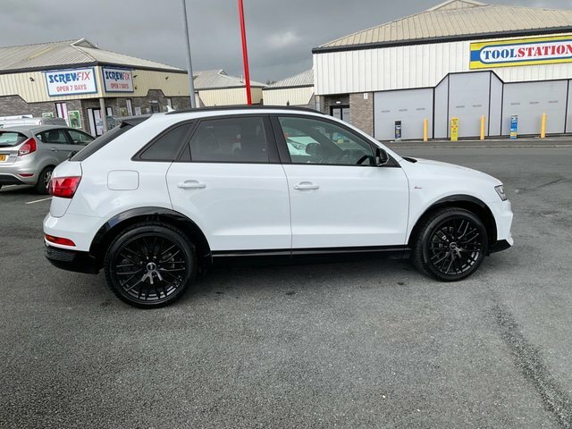 Audi Q3 2.0 Tdi Black Edition Suv Quattr YK66NFB Black #3