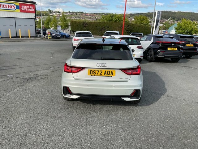 Audi A1 1.5 Tfsi 35 Black Edition Sportback S T DS72AOA Black #5