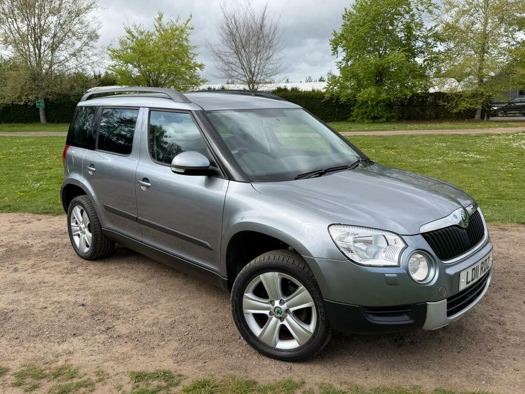 Skoda Yeti Suv 2.0 Tdi Se Dsg 4Wd Euro 5 201111 Grey #2