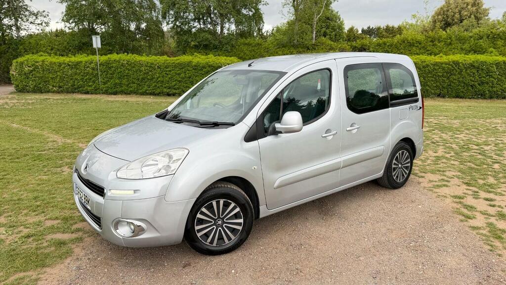 Peugeot Partner Tepee Mpv 1.6 Hdi Tepee S Egc Ss 201262 Silver #2