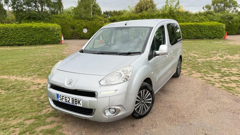 Peugeot Partner Tepee Mpv 1.6 Hdi Tepee S Egc Ss 201262 Silver #4