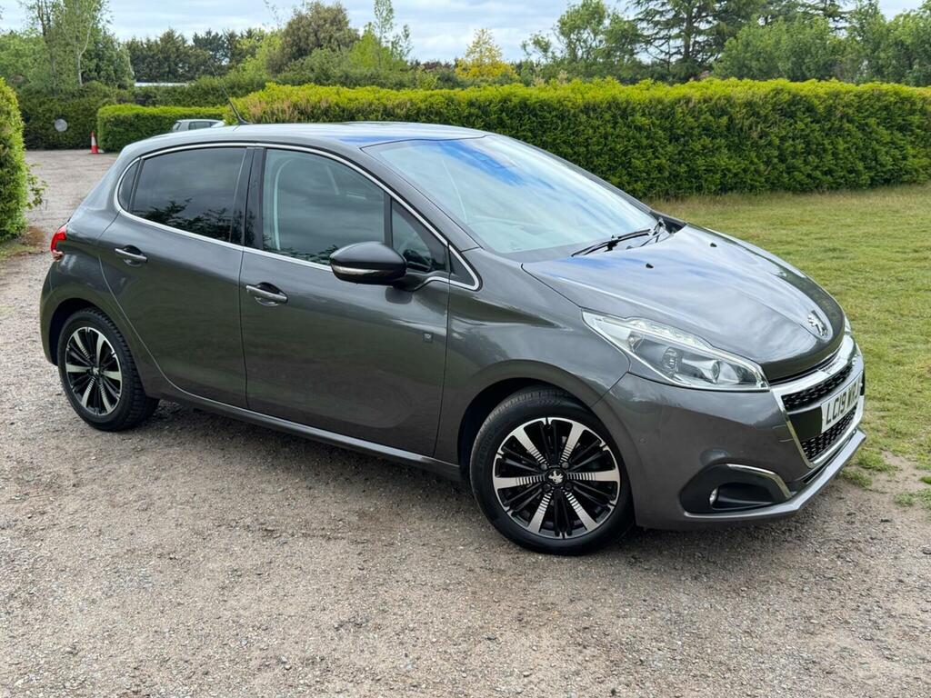 Peugeot 208 Hatchback 1.2 Puretech Tech Edition Euro 6 Ss 5 Grey