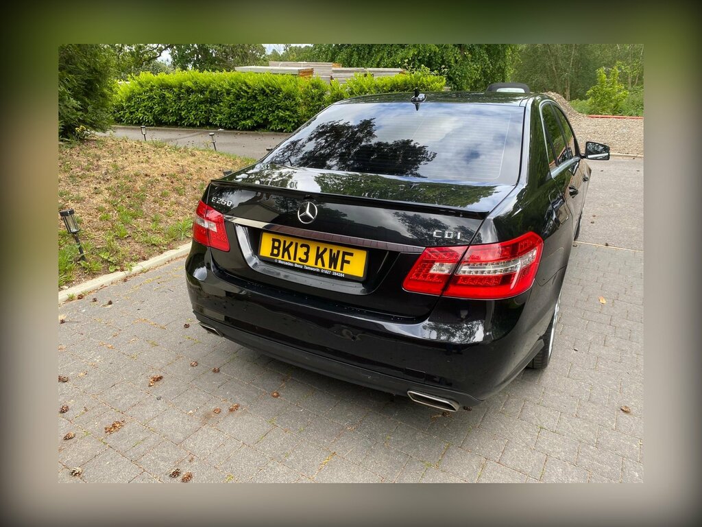 Mercedes-Benz E Class 2.1 E250 Cdi Blueefficiency Sport Saloon Diese BK13KWF Black #2