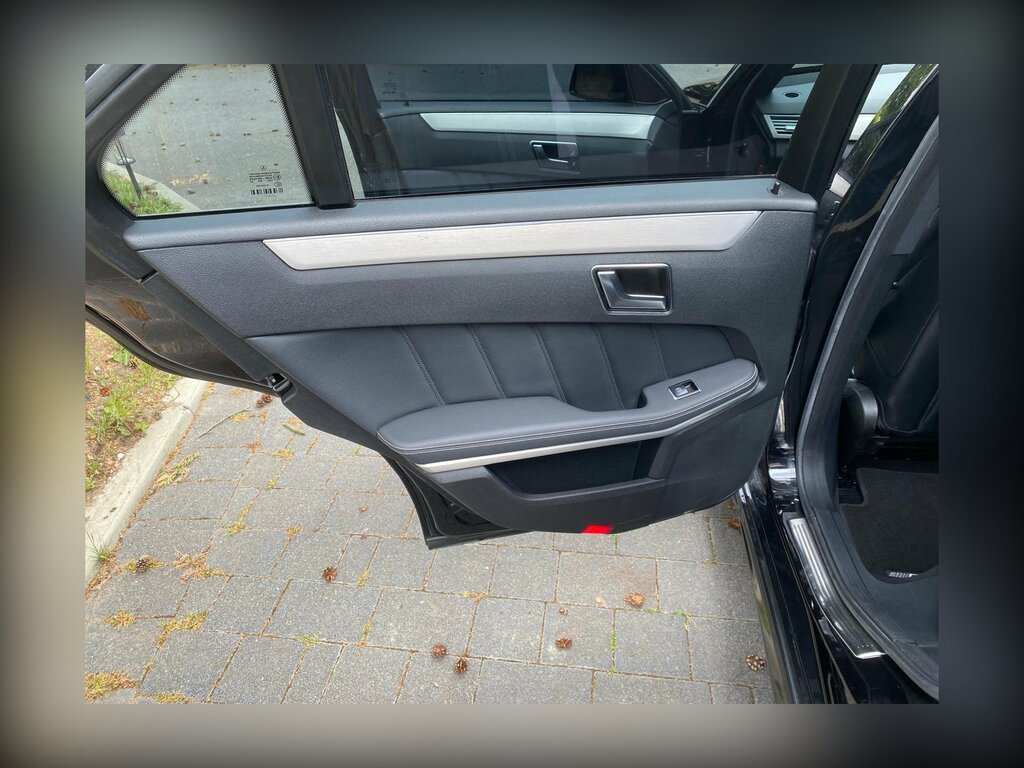 Mercedes-Benz E Class 2.1 E250 Cdi Blueefficiency Sport Saloon Diese BK13KWF Black #5