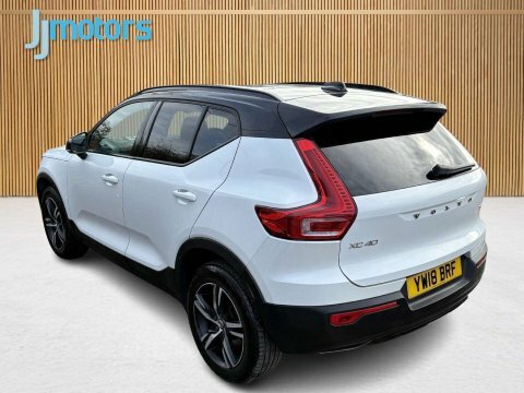 Volvo XC40 2.0 T5 R-design YW18BRF White #4