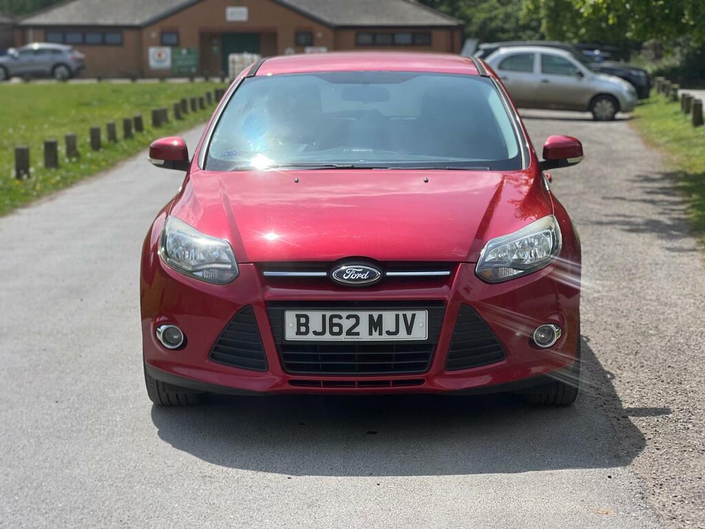 Ford Focus Zetec T BJ62MJV Red #2