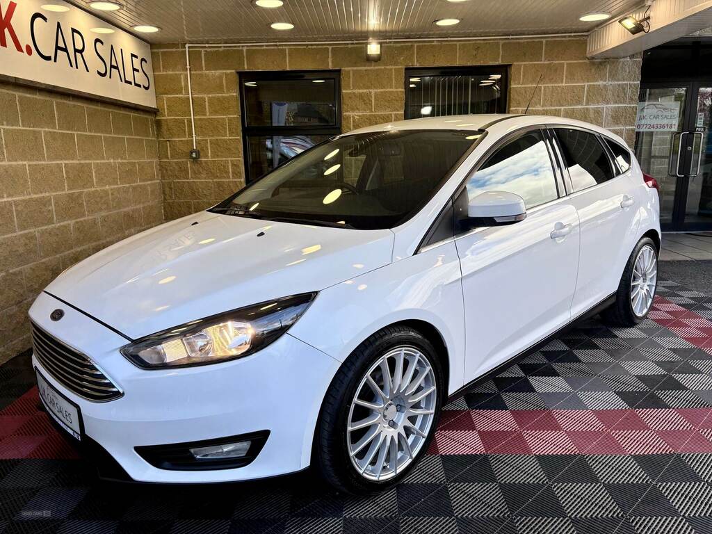 Ford Focus 1.5 Tdci 120 Zetec SD65ETO White #4
