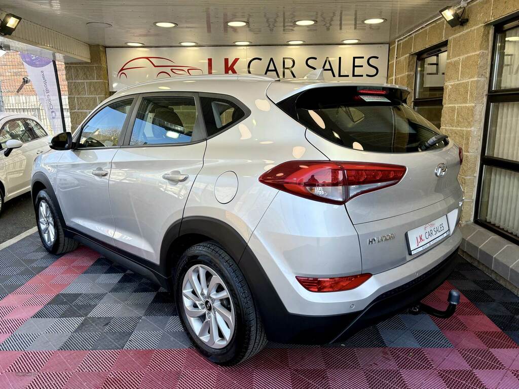 Hyundai Tucson 1.7 Crdi Blue Drive Se 2Wd ET18XNA Silver #5
