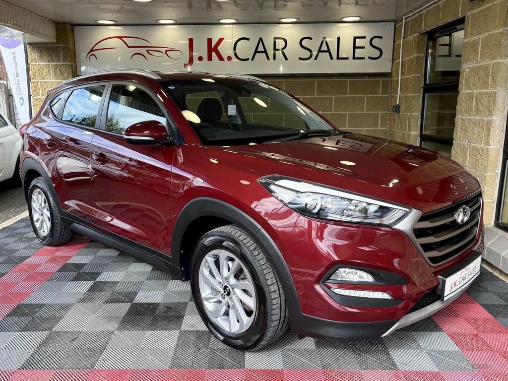 Hyundai Tucson 1.7 Crdi Blue Drive Se Nav 2Wd Dct Red