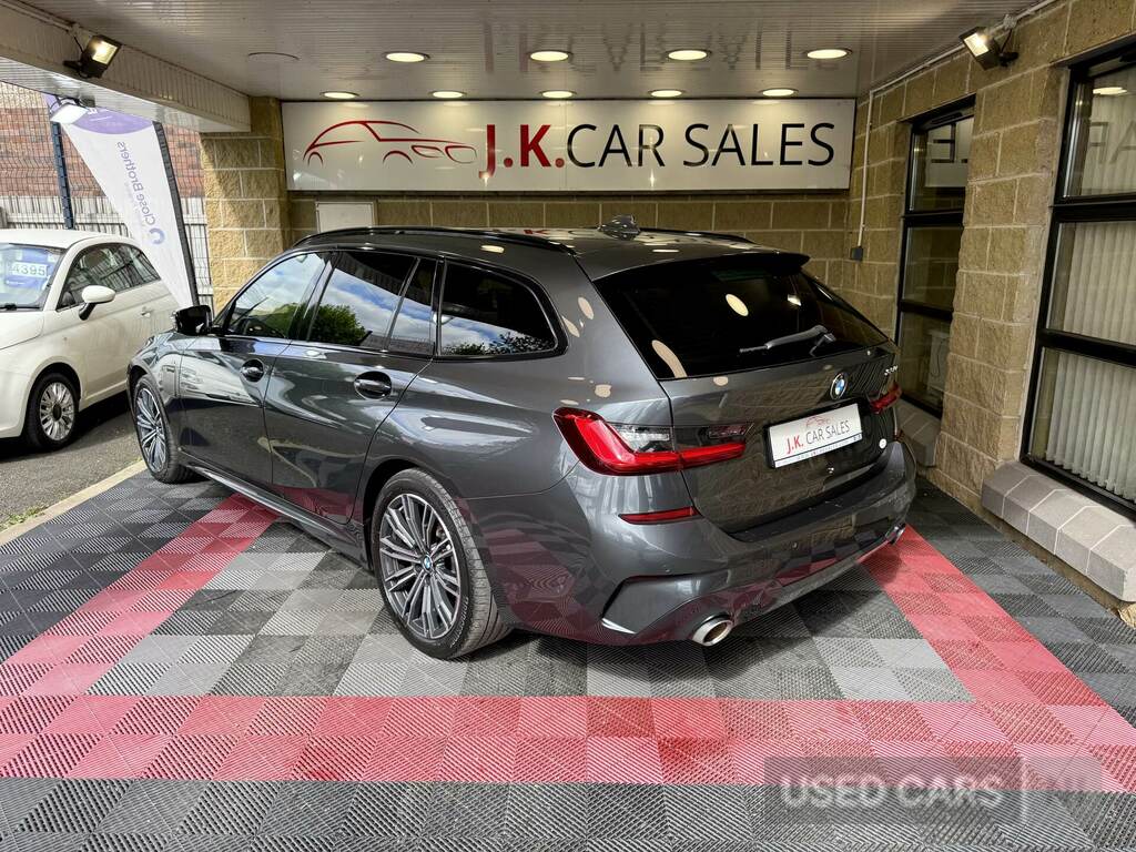 BMW 3 Series 330E M Sport Step EJ70AOW Grey #5
