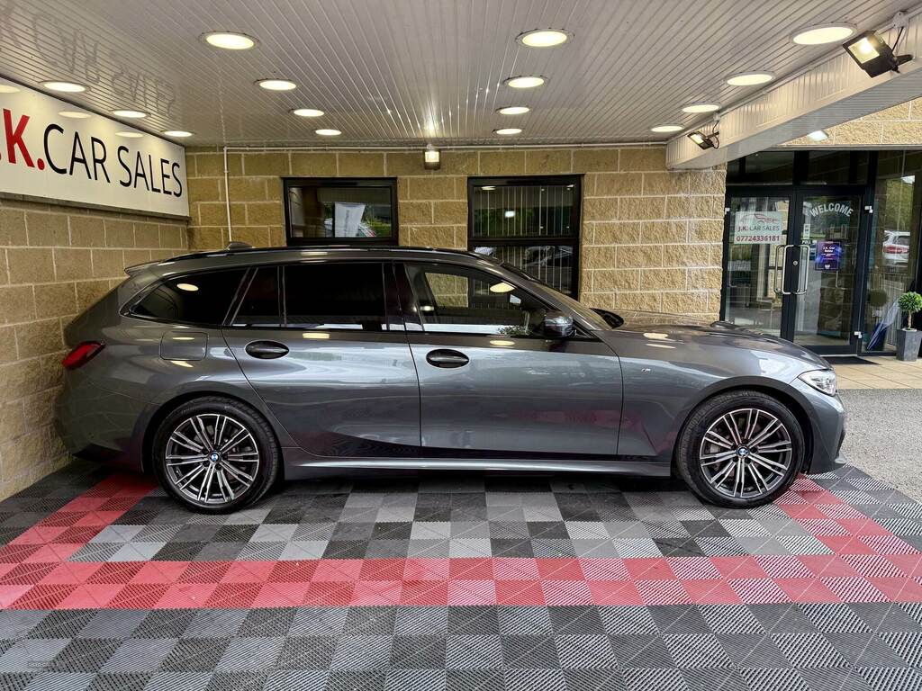 BMW 3 Series 330E M Sport Step EJ70AOW Grey #3