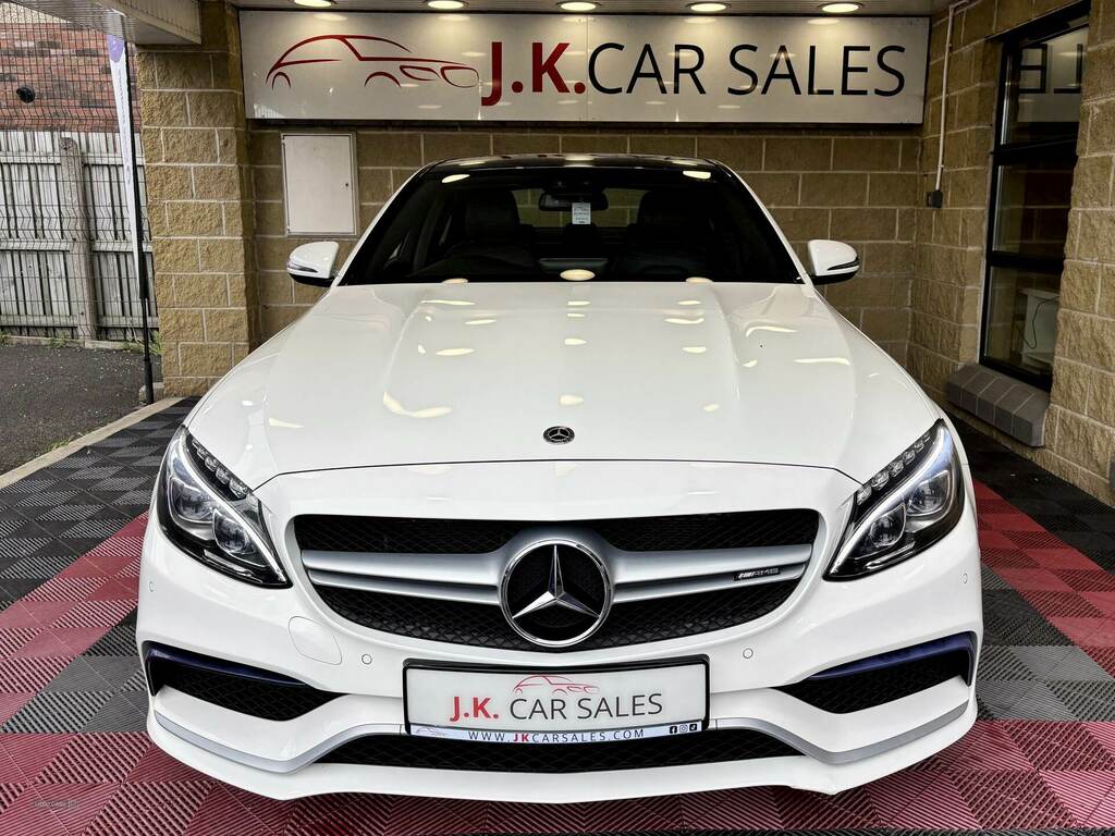 Mercedes-Benz C Class C63 Premium AR11AGH White #4