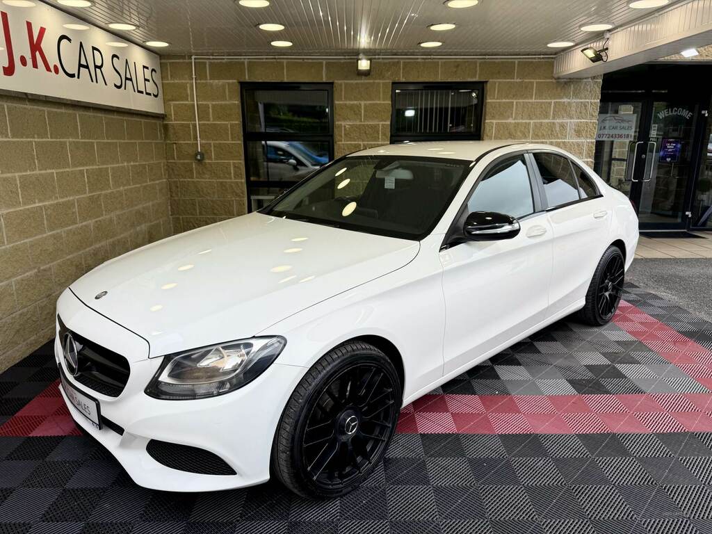 Mercedes-Benz C Class C220 Bluetec Se Executive GY64XNG White #4