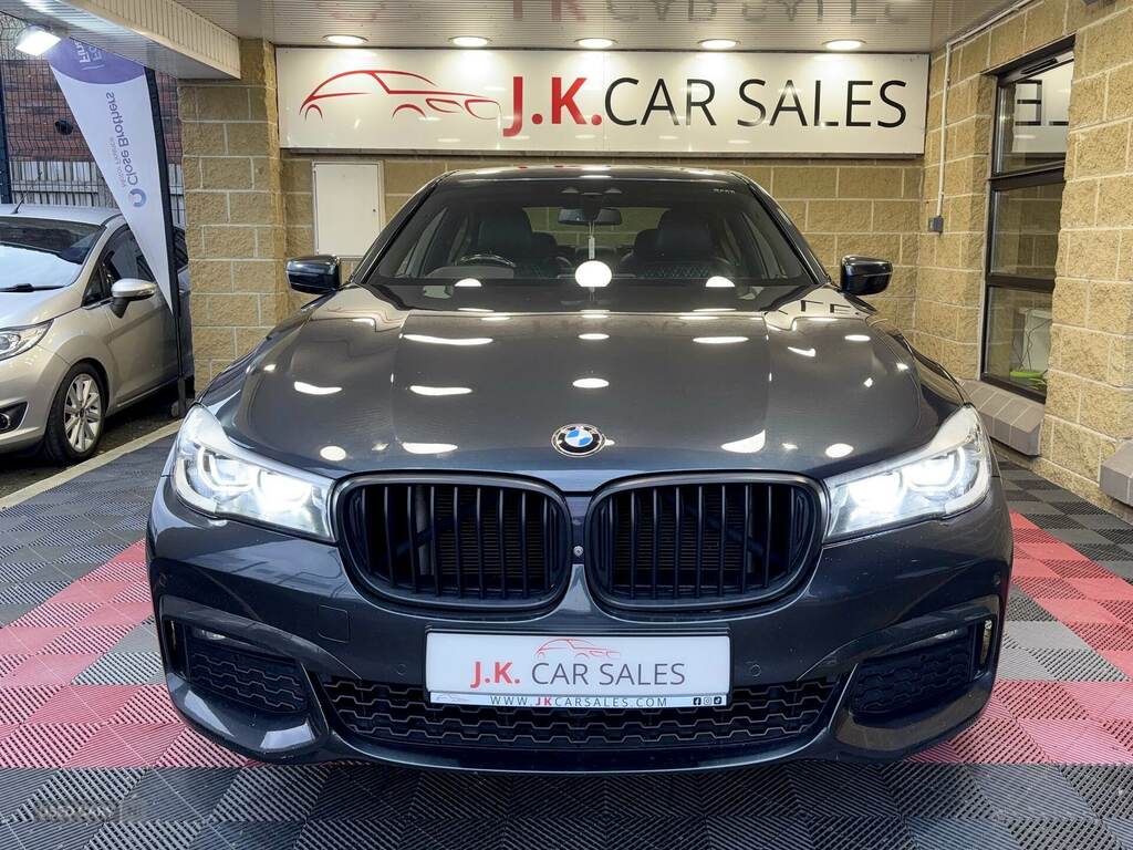 BMW 7 Series 730D Xdrive M Sport YA68LYF Grey #5