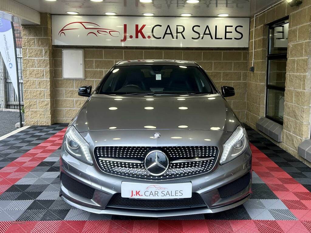 Mercedes-Benz A Class A200 Cdi Amg Night Edition KV65GRK Grey #4