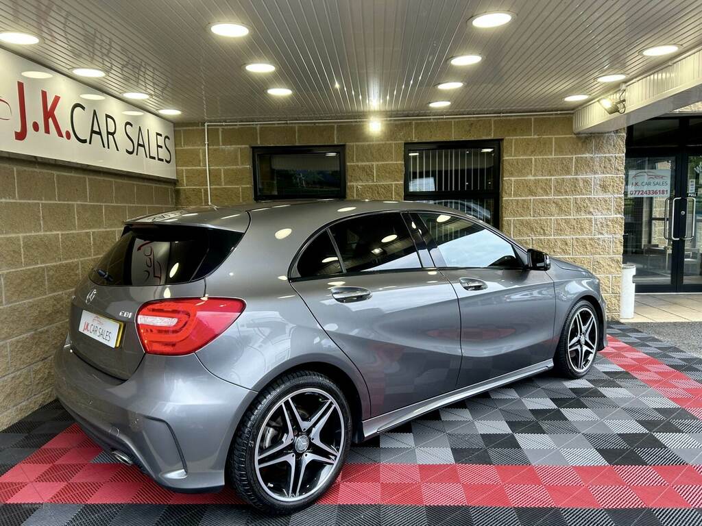 Mercedes-Benz A Class A200 Cdi Amg Night Edition KV65GRK Grey #2