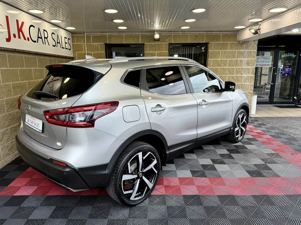 Nissan Qashqai 1.5 Dci Tekna BA18WRT Silver #2