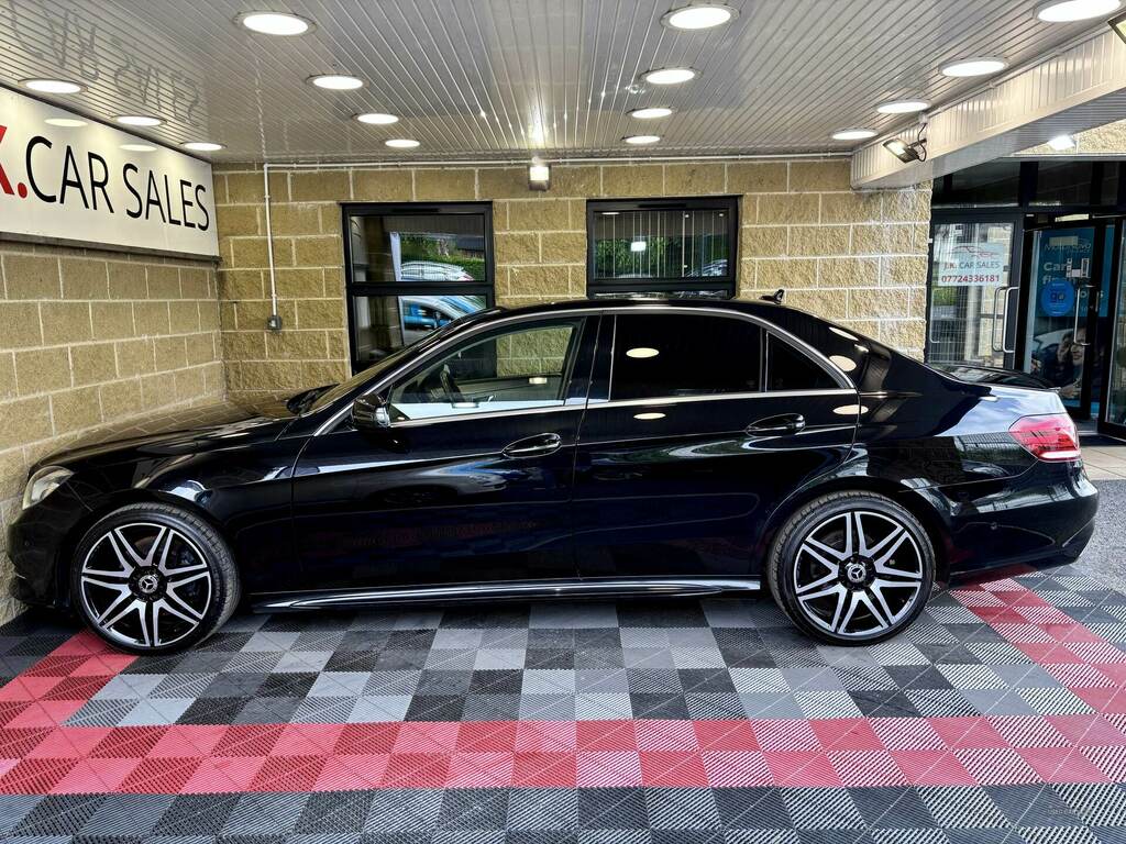 Mercedes-Benz E Class E350 Bluetec Amg Sport 7G-tronic SFZ5258 Black #2
