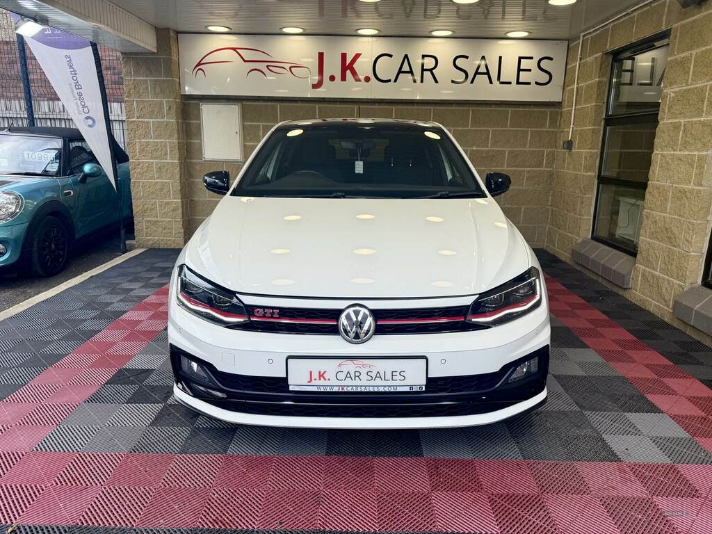 Volkswagen Polo 2.0 Tsi Gti Dsg NGZ6771 White #5