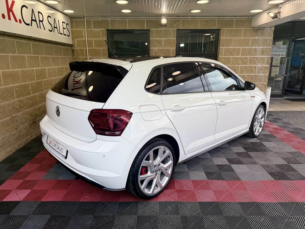 Volkswagen Polo 2.0 Tsi Gti Dsg NGZ6771 White #2