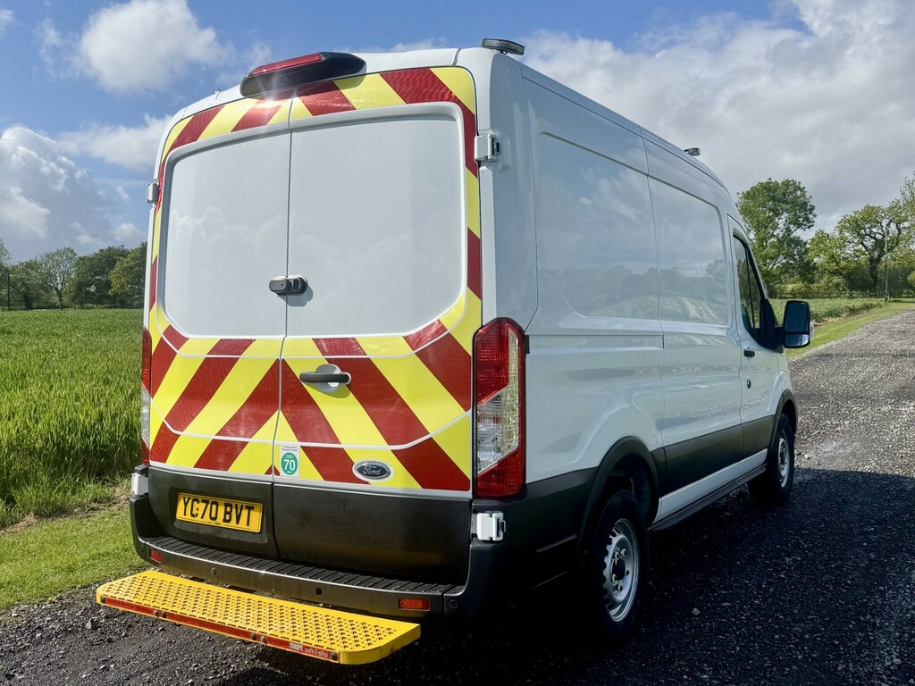 Ford Transit Custom 2.0 350 4X4 Awd L2 H2 Workshop Van 2020 White #4
