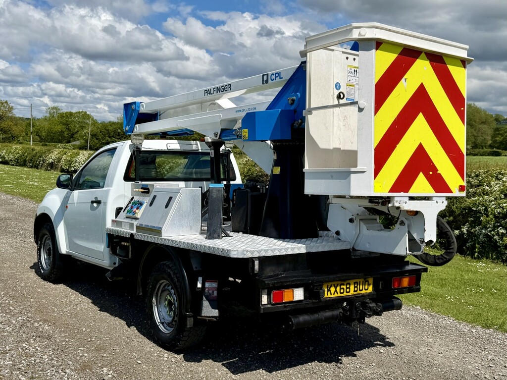 Isuzu D-Max 2.5 Td Cpl 4X4 Cherry Picker Access Platform 20 White #4