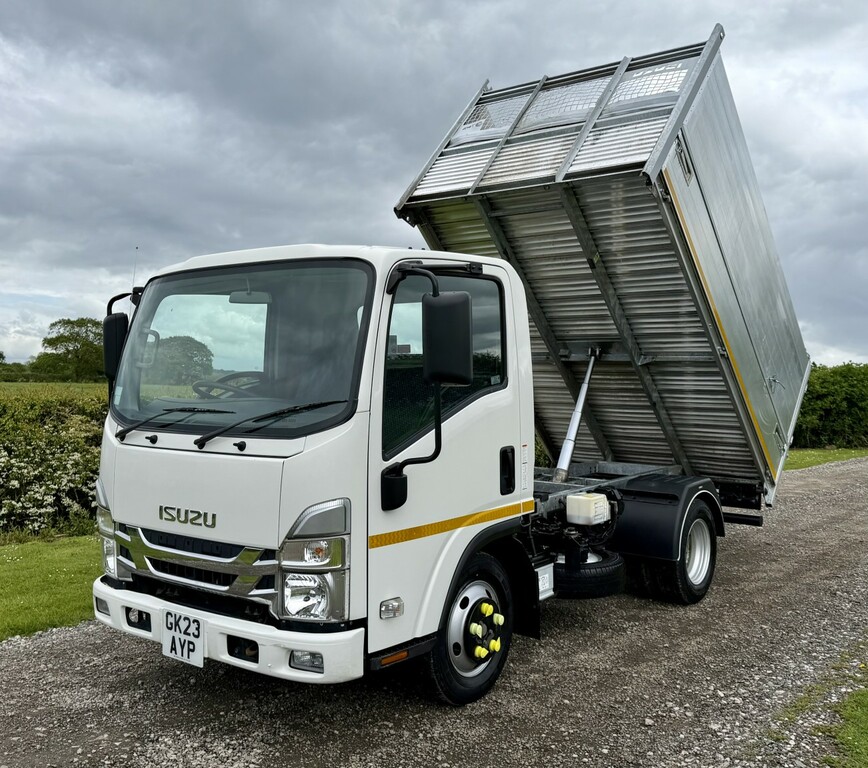 Isuzu 1.9 D N35 Arb Tipper 2023 GK23AYP White #4