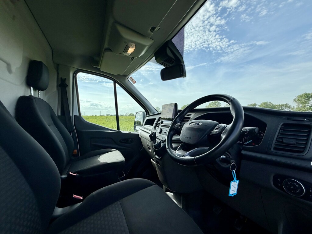 Ford Transit Custom 2.0 Transit Trend Van 350 L2 2.0L Cpl Cherry Picke WN72BBO White #6