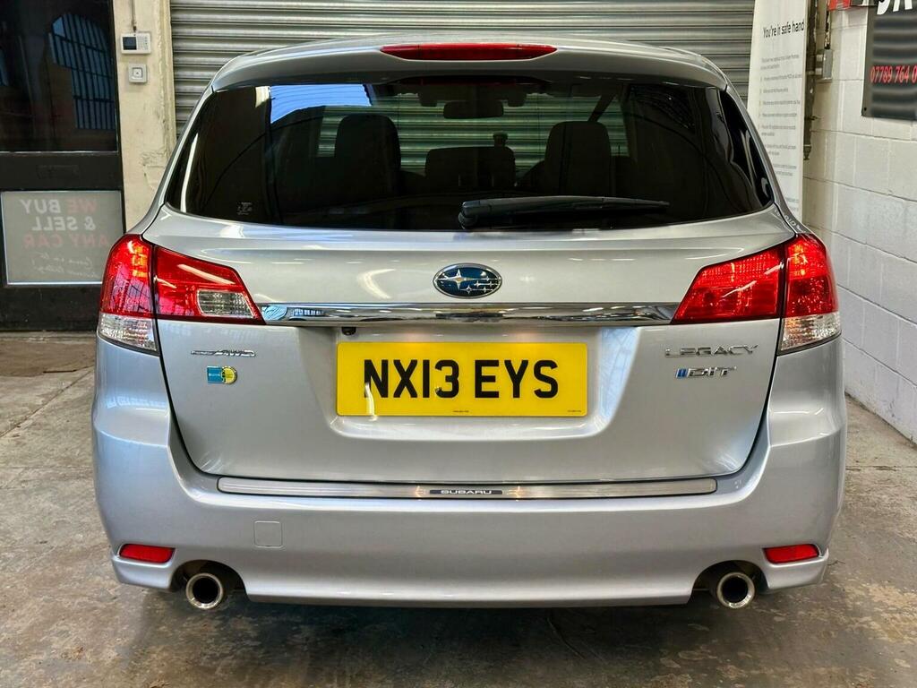 Subaru Legacy Estate White #20