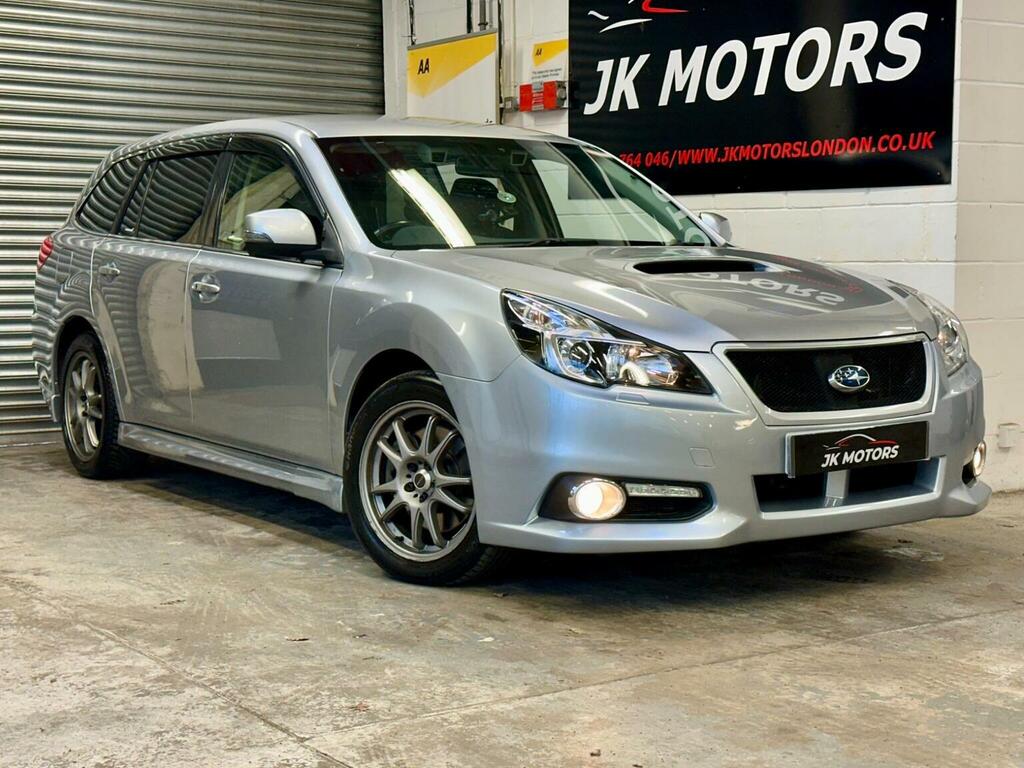 Subaru Legacy Estate White #13