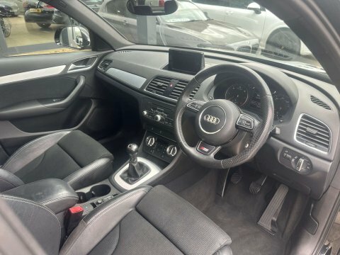 Audi Q3 2.0 Q3 S LN14GJU Black #4