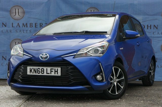 Toyota Yaris Vvt-h Icon Tech Hatchback Blue