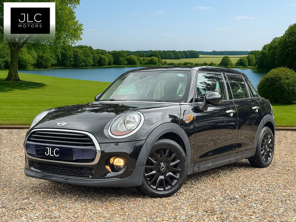 Mini Hatch Hatchback 1.5 Cooper Euro 6 Ss 201767 Black