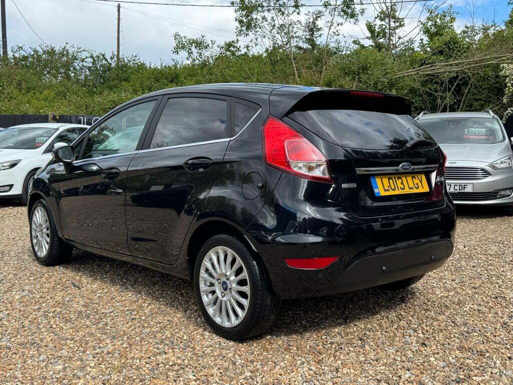 Ford Fiesta Hatchback 1.0T Ecoboost Titanium Euro 5 Ss LO13LGY Black #2