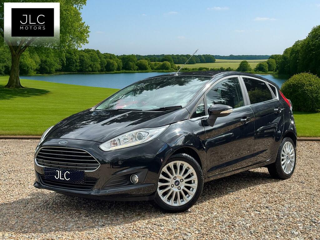 Ford Fiesta Hatchback 1.0T Ecoboost Titanium Euro 5 Ss Black