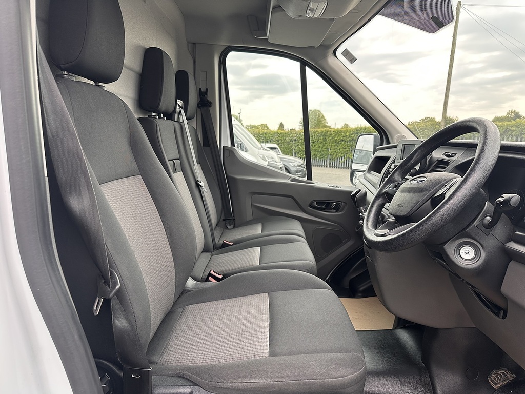 Ford Transit Custom 350 Ecoblue Leader L4h3 Rwd Euro 6 130Ps Ac 2023 LD23PZF White #2