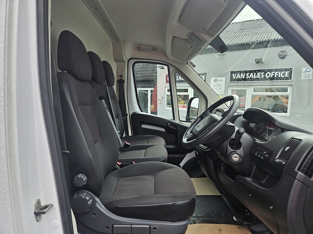 Peugeot Boxer Bluehdi 335 Professional L3h2 Euro 6 140Ps 2022 U ML22ZVG White #2