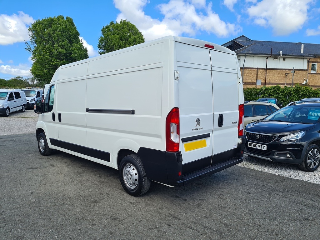 Peugeot Boxer Bluehdi 335 Professional L3h2 Euro 6 140Ps 2022 U ML22ZVG White #6