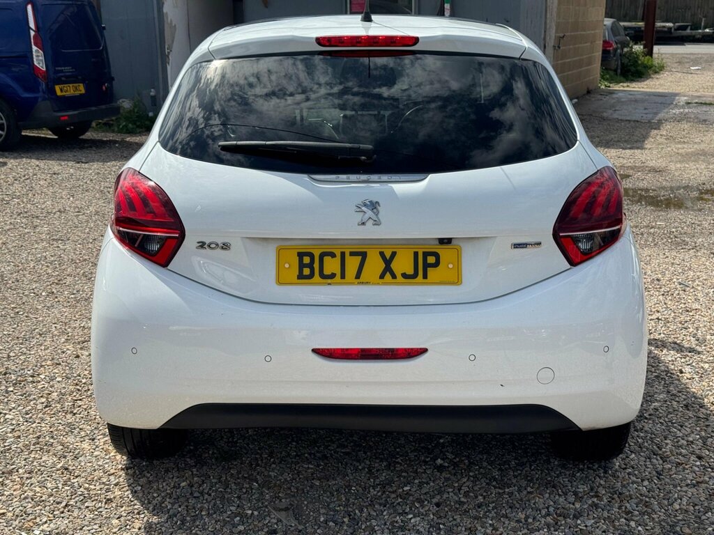 Peugeot 208 1.2 Puretech Allure Premium Euro 6 BC17XJP White #5