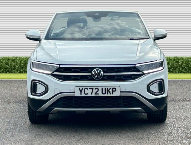 Volkswagen T-Roc 2023 1.5 Tsi Style Convertible Dsg 2Wd YC72UKP White #2