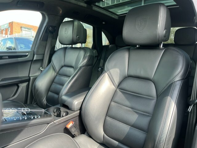 Porsche Macan 2015 3.6T V6 Turbo Suv Pdk 4Wd Euro 6 BV15YXJ Black #6