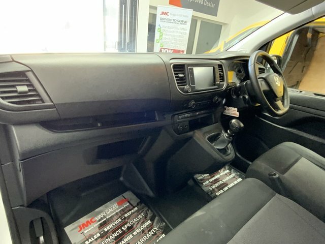 Vauxhall Vivaro 1.5 Turbo D 2900 DP23ENU White #6
