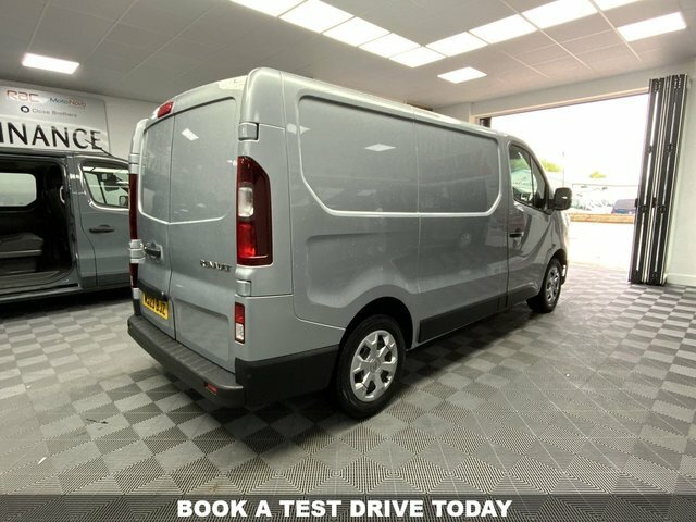 Renault Trafic 2.0 Dci Blue Sl30 MD23BJZ Grey #4