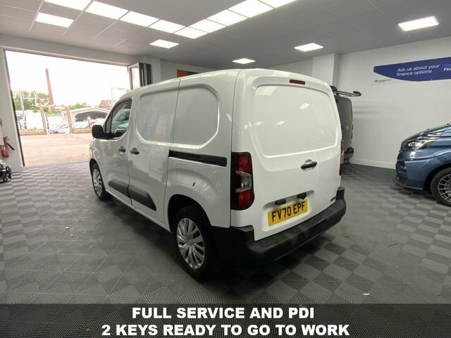 Peugeot Partner 1.5 Bluehdi 1000 Professional FV70EPF White #2