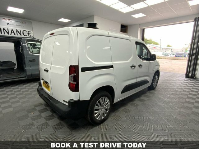 Peugeot Partner 1.5 Bluehdi 1000 Professional FV70EPF White #3