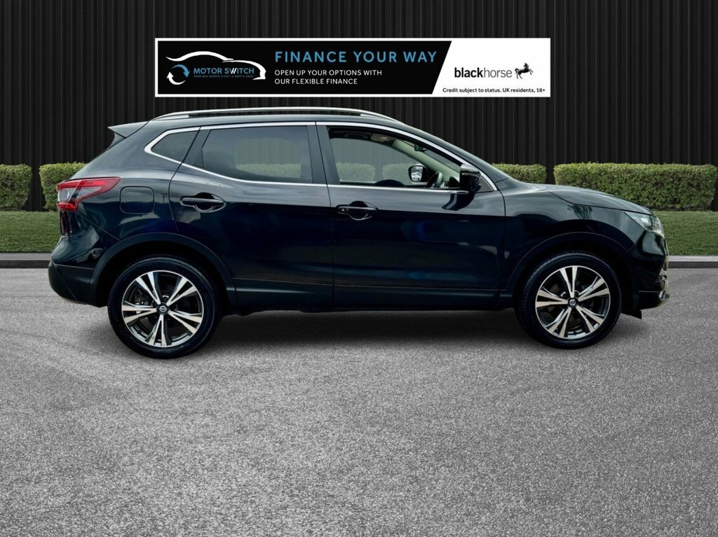 Nissan Qashqai 1.6L N-connecta Black #4