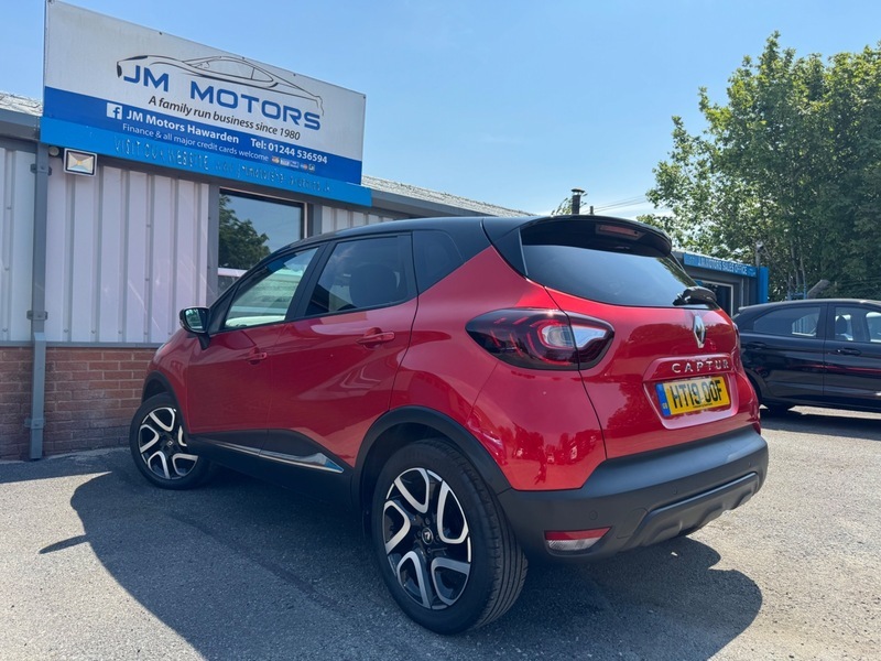 Renault Captur Iconic Dci HT19OOF Red #5