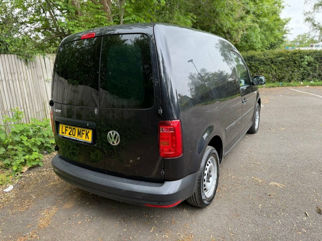 Volkswagen Caddy 2L Startline Black #2